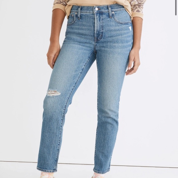 Madewell Denim - Madewell Mid-Rise Perfect Vintage Jean in Ainsdale Wash: Knee-Rip Edition